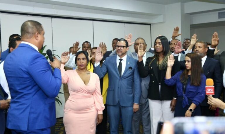 CARD juramenta presidente electo Yohan LÃ³pez