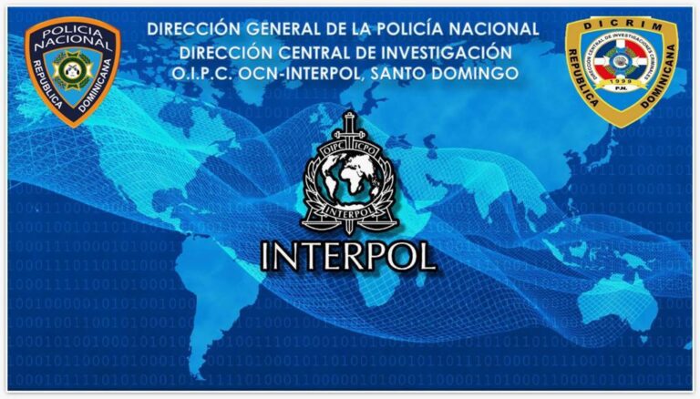 Policiales: OCN-INTERPOL de la Policía Nacional extraditan a un canadiense y un dominicano que eran requeridos por las autoridades extranjeras por la comisión de diferente delitos. – Policía Nacional Dominicana