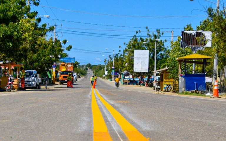 Gobierno entregará en próximos días la carretera Navarrete-Montecristi