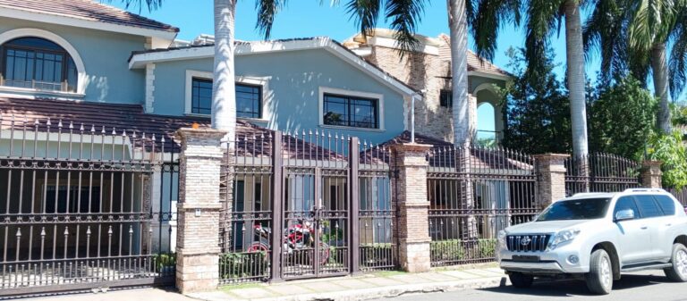 Procuraduría Anti lavado realizó levantamiento en Vivienda Mickey López