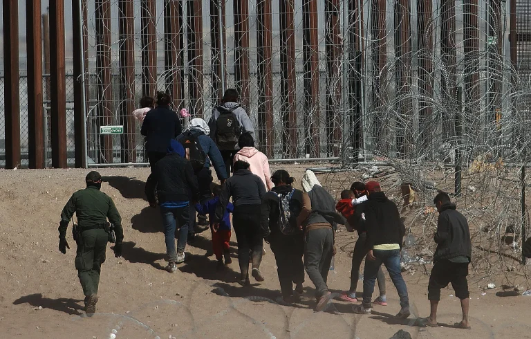 Una ola de violencia contra migrantes causa alarma en la frontera México