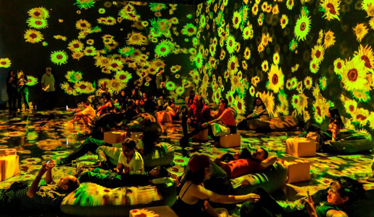 Viene a Santo Domingo inmersiva de Van Gogh