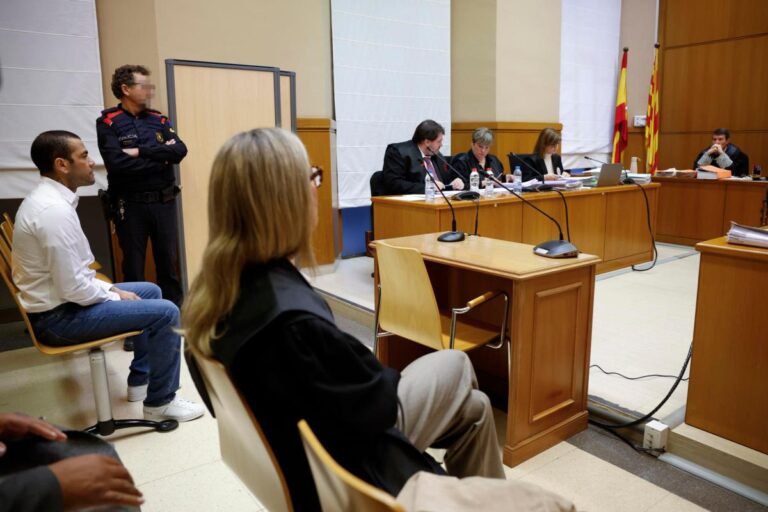 Juzgado declina anular juicio de Dani Alves ante el argumento de que se han violentado sus derechos