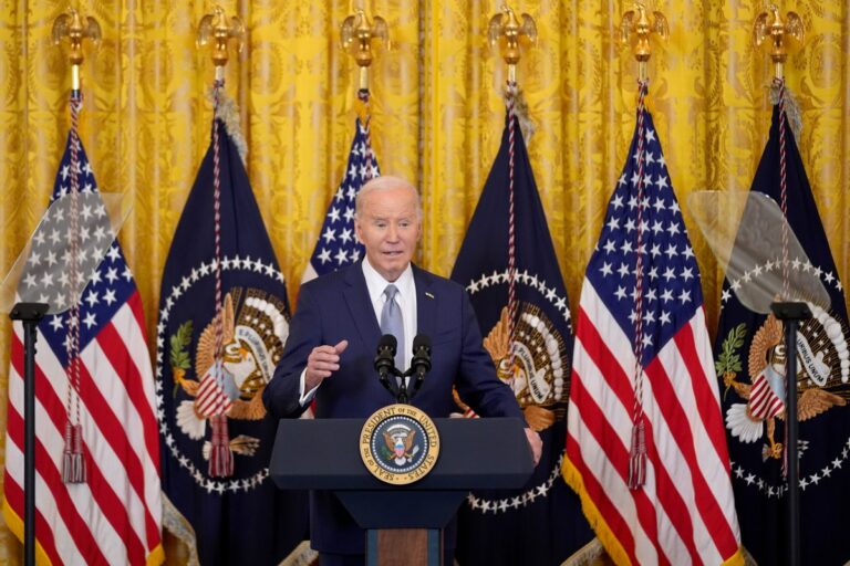 Biden exige una vez más al Congreso que apruebe más ayuda para Ucrania y advirtió: “El tiempo se agota”