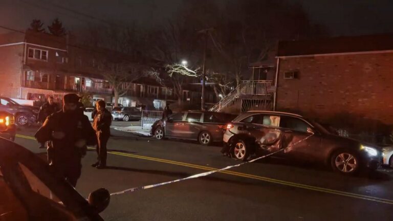 Adolescente muere y un herido en choque en Brooklyn