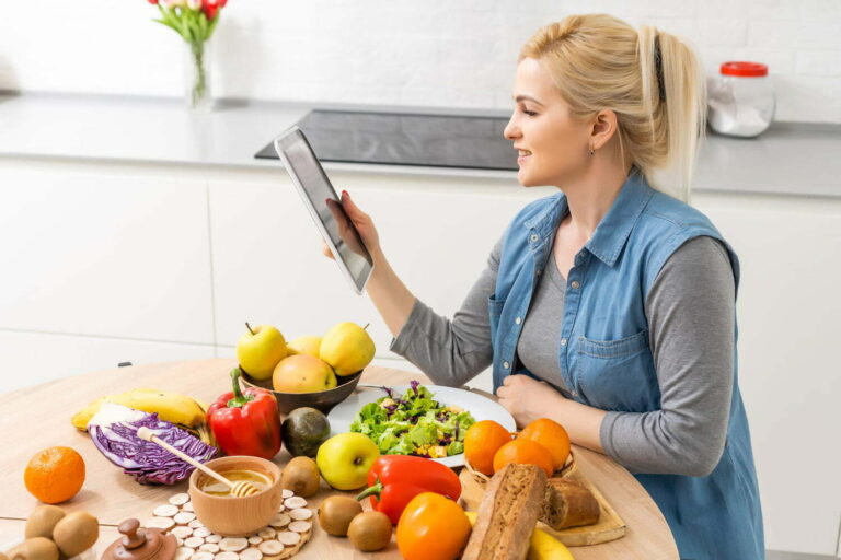 ¿Cuántas calorías debes consumir al día?