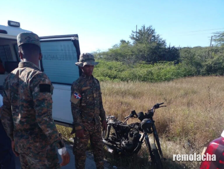 Dos militares se accidentan en Azua – Remolacha