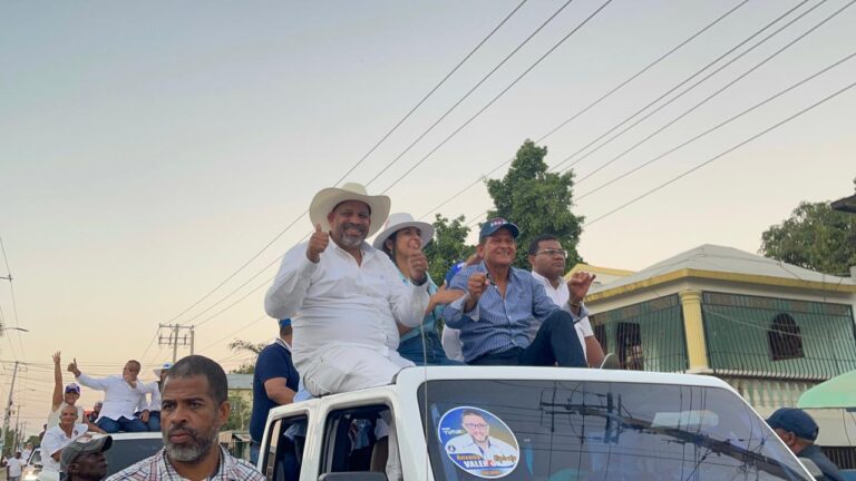 PRM realiza multitudinario cierre de campaña en apoyo al alcalde Santiago Riverón