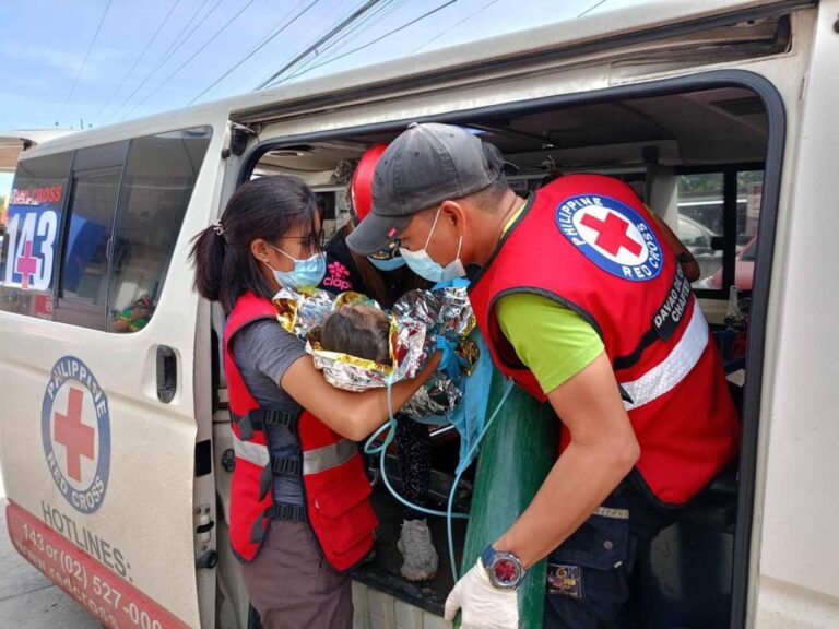 Aumentan a 71 los muertos por un alud de tierra en el sur de Filipinas