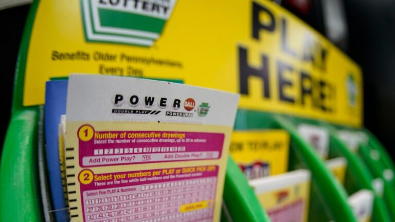 Hombre de Virginia que decía tener mala suerte ganó más de $150 mil en el Powerball