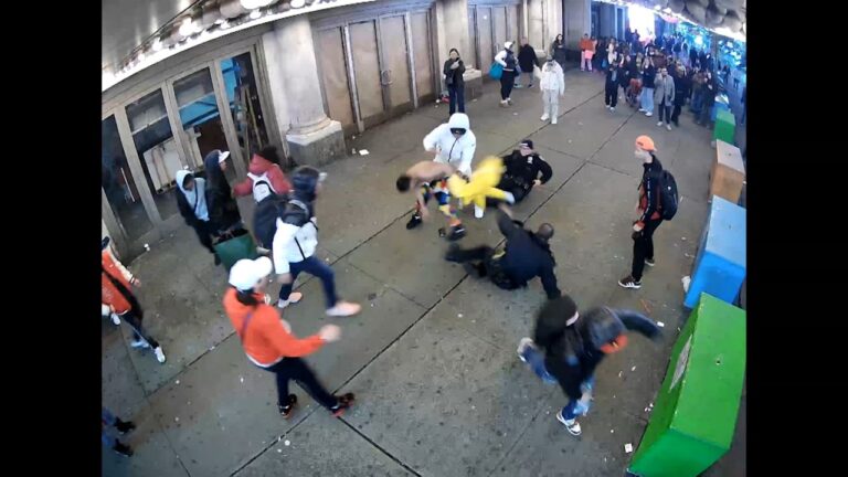 Acusan formalmente a 7 sospechosos caso golpiza a policías