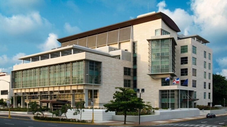 PGR desmiente al Colegio Dominicano de Notarios y afirma no retiene fondos a ninguna entidad