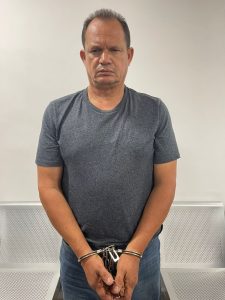 Sentencian en Miami a un cubano que traficó armas desde EE.UU hacia República Dominicana
