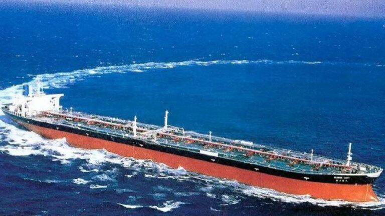 La asombrosa historia del Seawise Giant, el barco más grande jamás construido