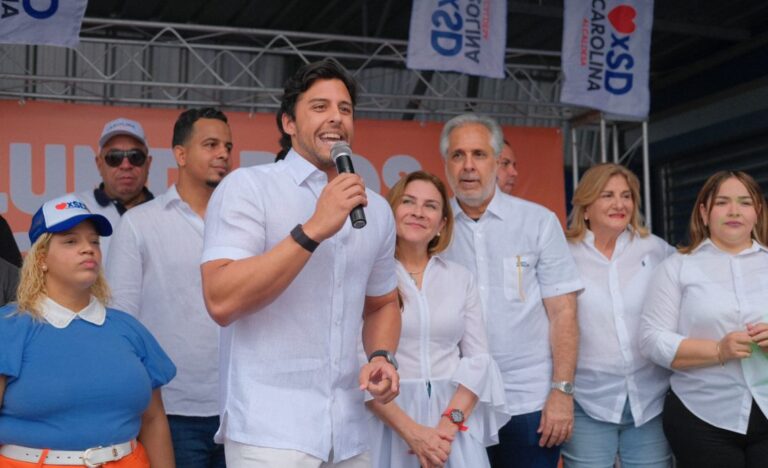 Presentan plataforma “Voluntarios con Carolina”