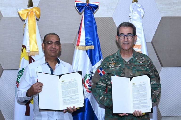 Entidades firman convenio que reconoce especialidad del servicio militar en asistencia vial