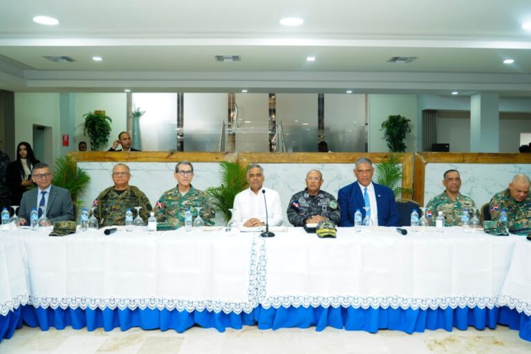 Gobierno dará inicio a segunda fase proceso de reforma policial; nuevo comisionado está integrado