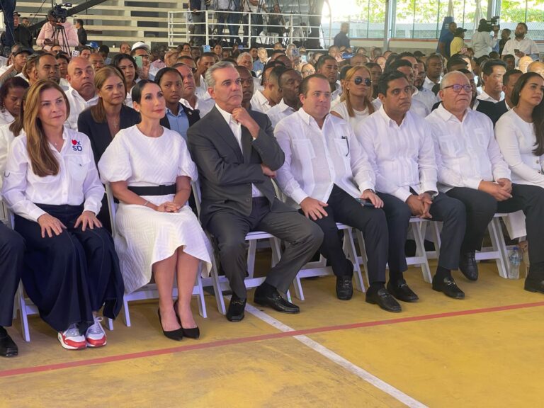 Abinader: “Ni celebro triunfos ni lloro derrotas”; pide actitud de humildad y compromiso