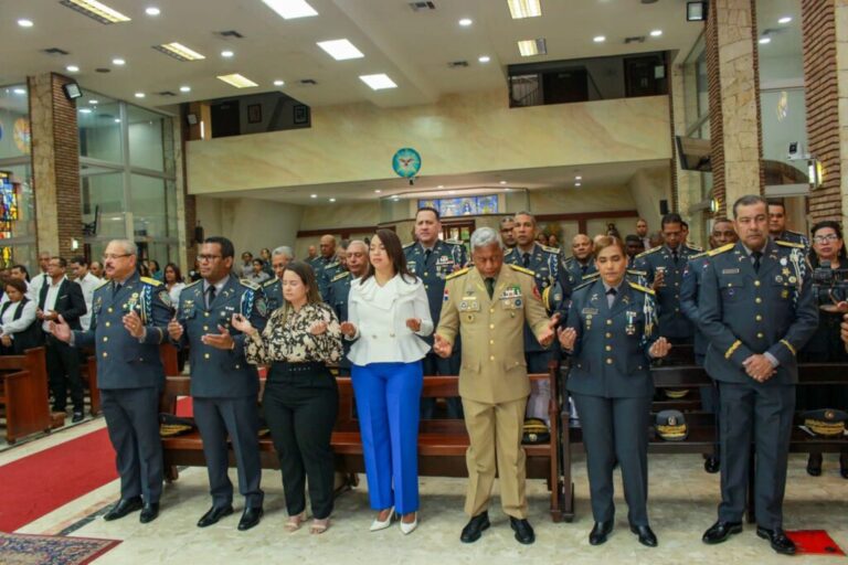 Policiales: Corepol celebra vigésimo aniversario de su creación con una misa en la parroquia evangelista San Antonio de Padua en Gazcue. – Policía Nacional Dominicana