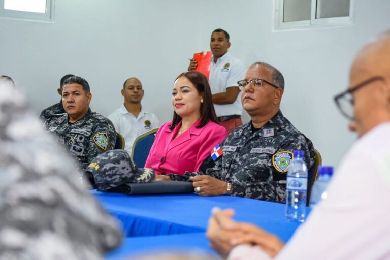 Policiales: Presidenta de Aseopna será la madrina de la primera carrera Policía Nacional. – Policía Nacional Dominicana