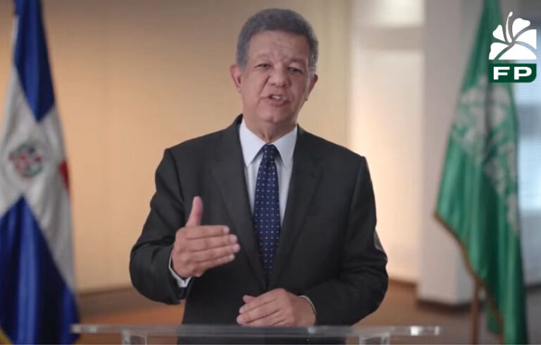 Leonel llama dominicanos a mantener la lucha y mirar hacia adelante