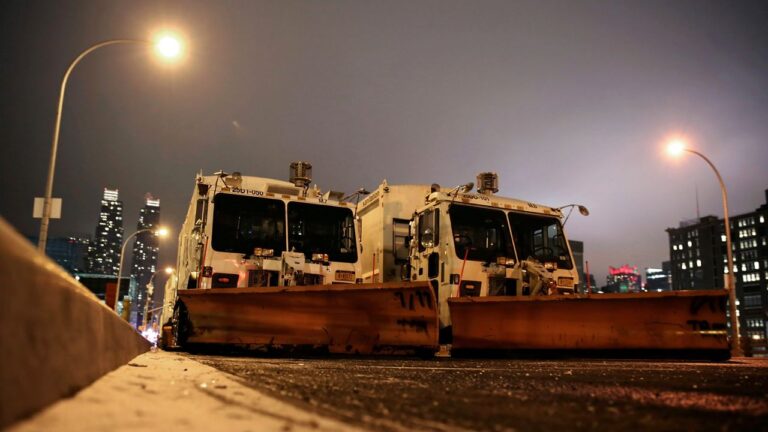 Boletín Matinal: Advierten de tormenta invernal para martes -sería la mayor caída de nieve en tres años en NYC