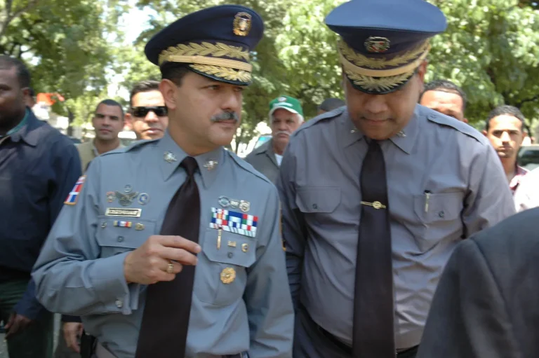 Guzmán Fermín, ex jefe de la Policía, asegura que está sin seguridad por orden del Gobierno