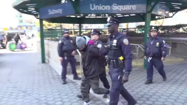 Arrestan a sujeto por intento de robo y agredir a anciano