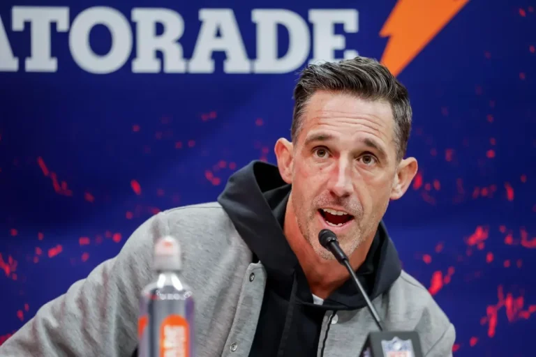 Kyle Shanahan dice los 49ers ya se alejaron de la derrota