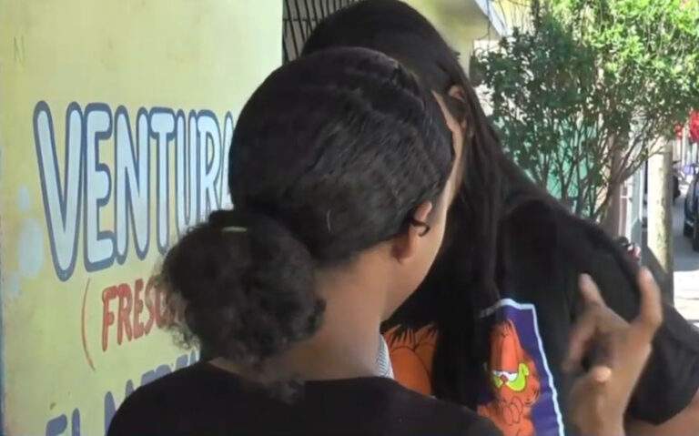 Para menor de 13 años de Bonao