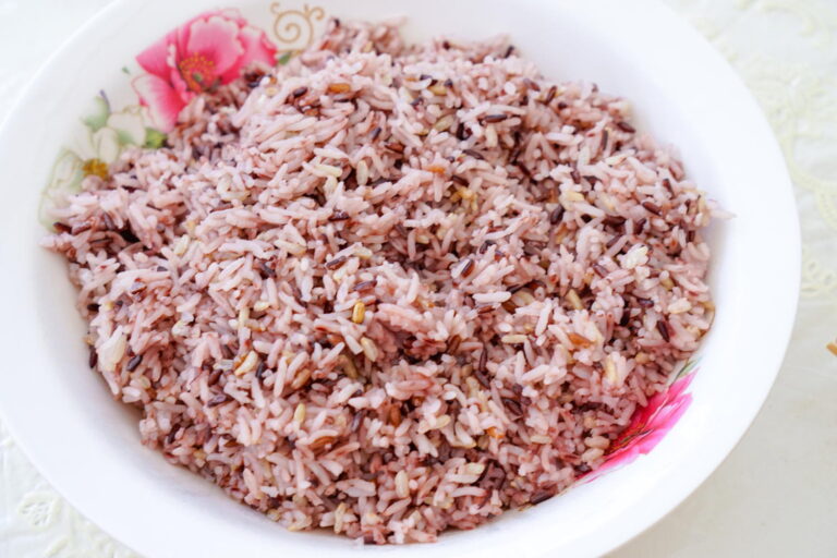 Este arroz rosa híbrido podría reemplazar a la carne