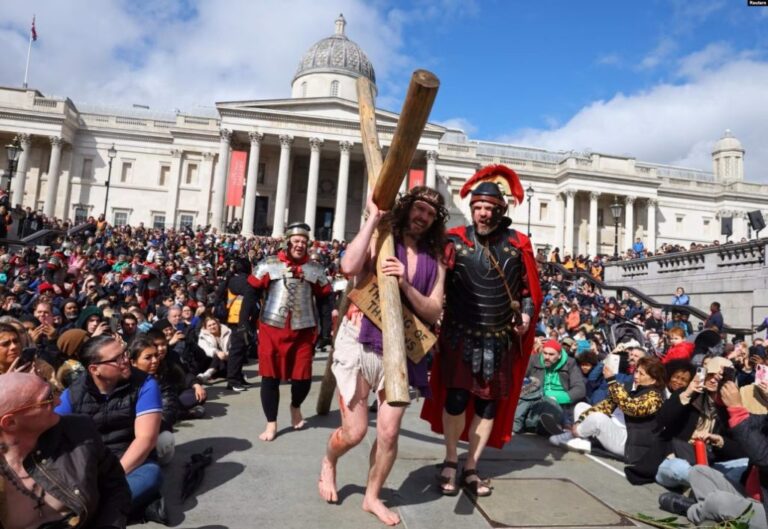 Así viven los devotos el Viernes Santo en el mundo #FVDigital