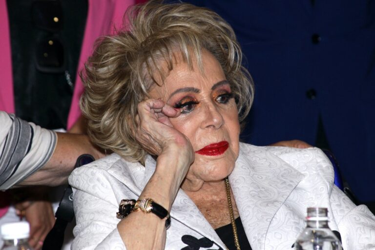 Silvia Pinal de nuevo hospitalizada: “Es un problema de estar todo el tiempo acostada”