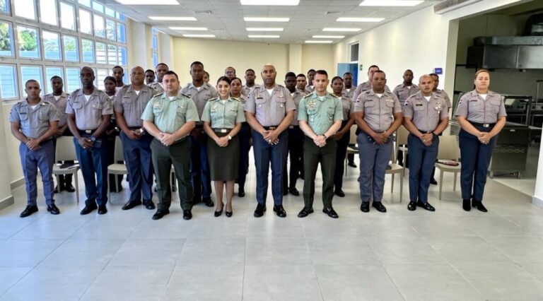 Policiales: Policía Nacional prioriza la educación de sus miembros – Policía Nacional Dominicana