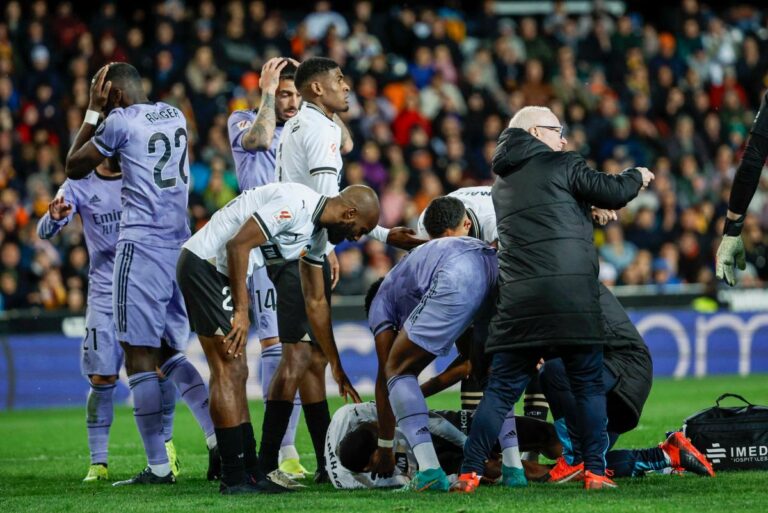 La terrible lesión de Mouctar Diakhaby que conmocionó a todos en el Valencia vs. Real Madrid