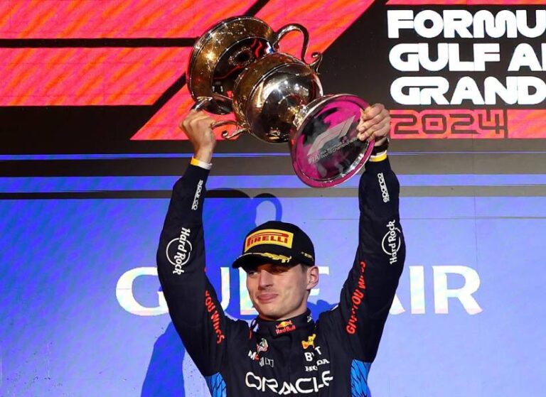 Max Verstappen y Red Bull dominan en Baréin