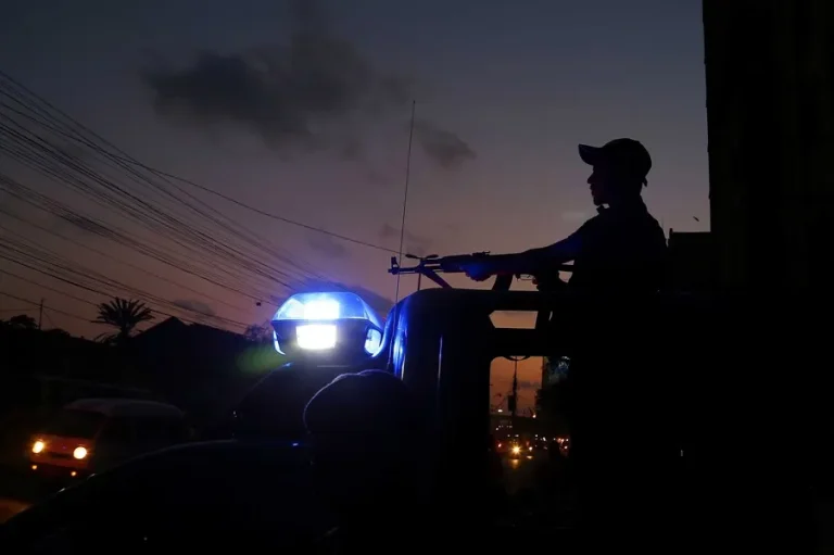 Sube a 13 el número de muertos en un ataque militar en Pakistán 