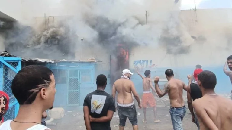 Procuraduría confirma 11 muertes tras incendio en cárcel La Victoria