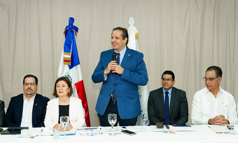 MSP llama a la población a integrarse al plan contra el dengue