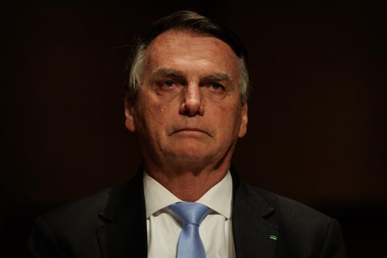 Supremo de Brasil rechaza devolverle el pasaporte a Bolsonaro #FVDigital