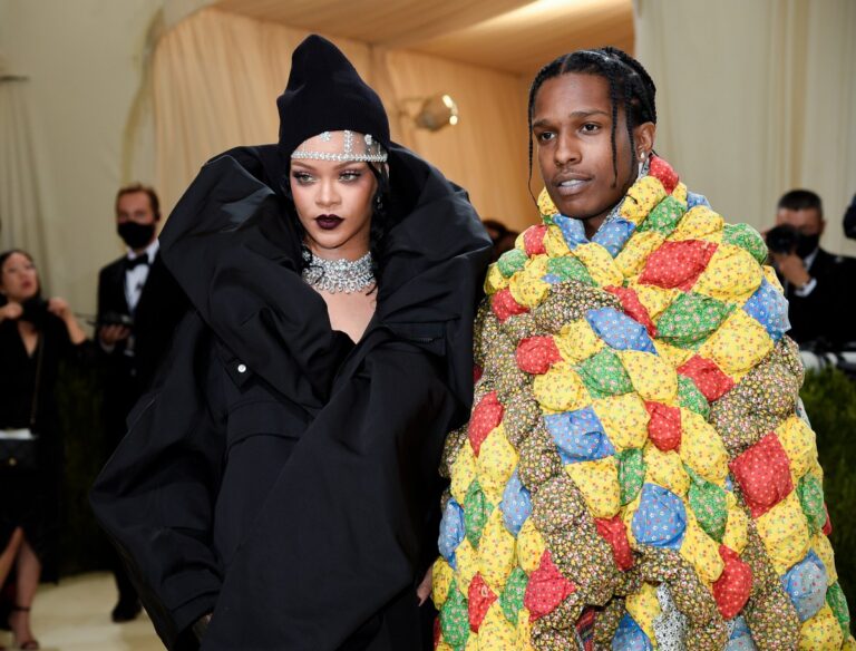 Rihanna y A$AP Rocky viven con sus hijos en hermosa mansión de Beverly Hills