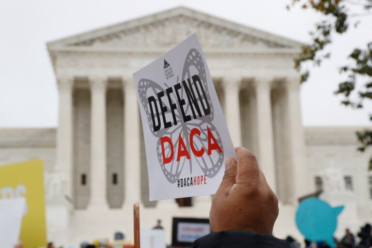 La Opinión Hoy: El 94% de ‘dreamers’ con DACA está empleado #FVDigital