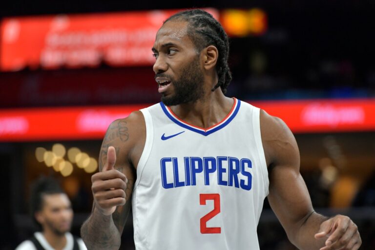 Kawhi Leonard pide $6.5 millones de dólares por su lujoso ático en Los Ángeles