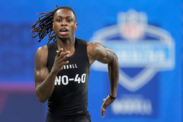 Xavier Worthy deslumbra con un nuevo récord de velocidad en NFL Combine