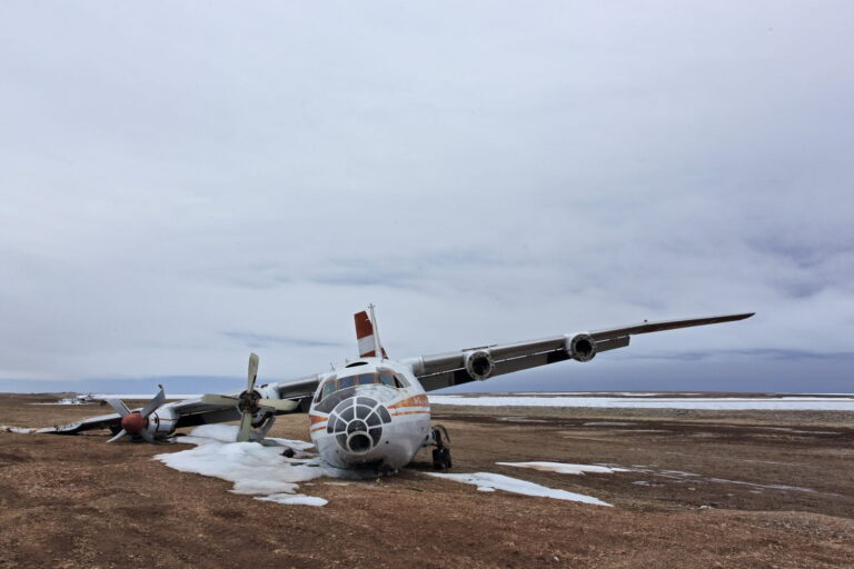 ¿Soñaste que un avión se estrellaba? Conoce lo que tu subconsciente quiere decirte