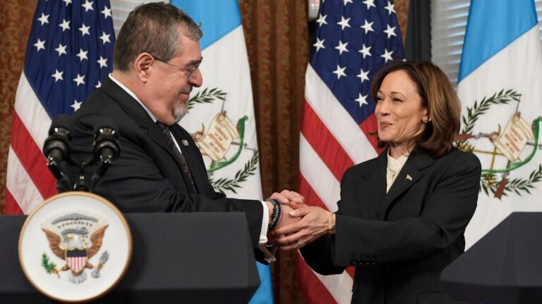 K. Harris recibe a Arévalo y le promete inversión Guatemala