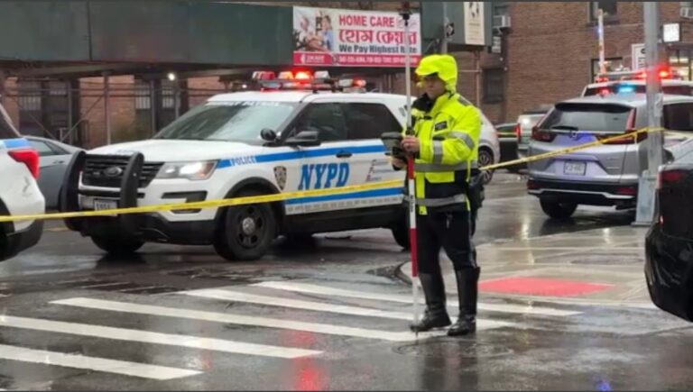 Un hombre en estado crítico tras ser atropellado en Queens