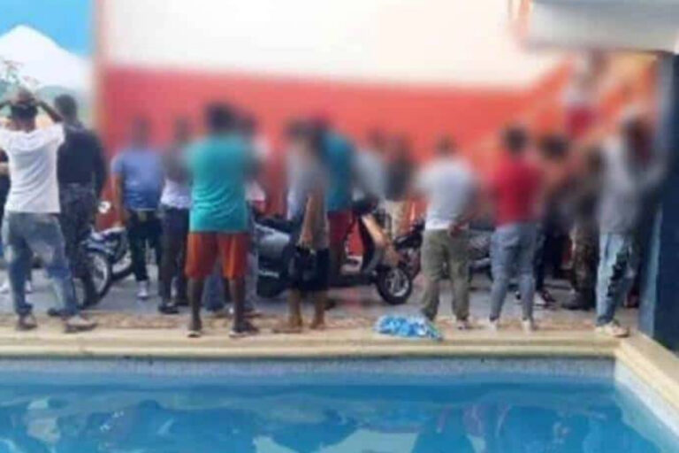 Apresan a 82 personas durante ‘teteo’ en La Romana   #FVDigital