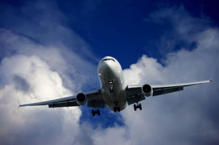 Varios heridos por turbulencia en vuelo de United – Remolacha   #FVDigital