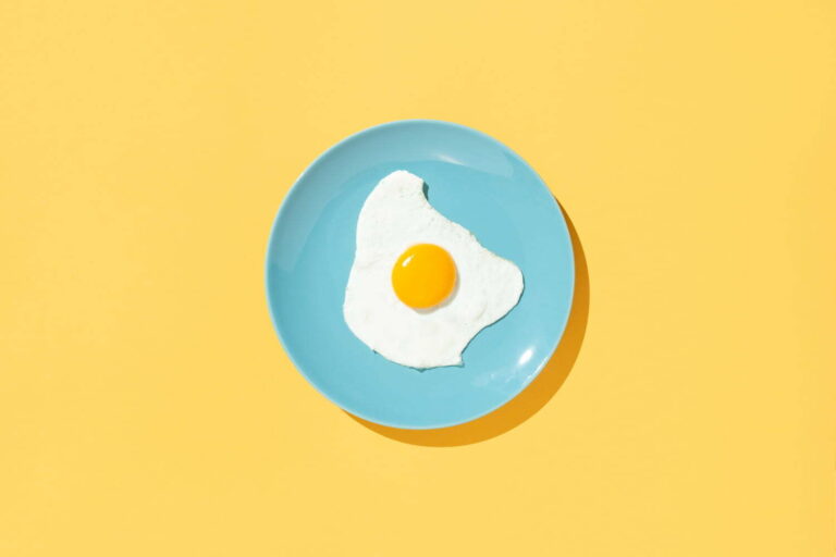 Comer un huevo al día no pone en riego la salud del corazón